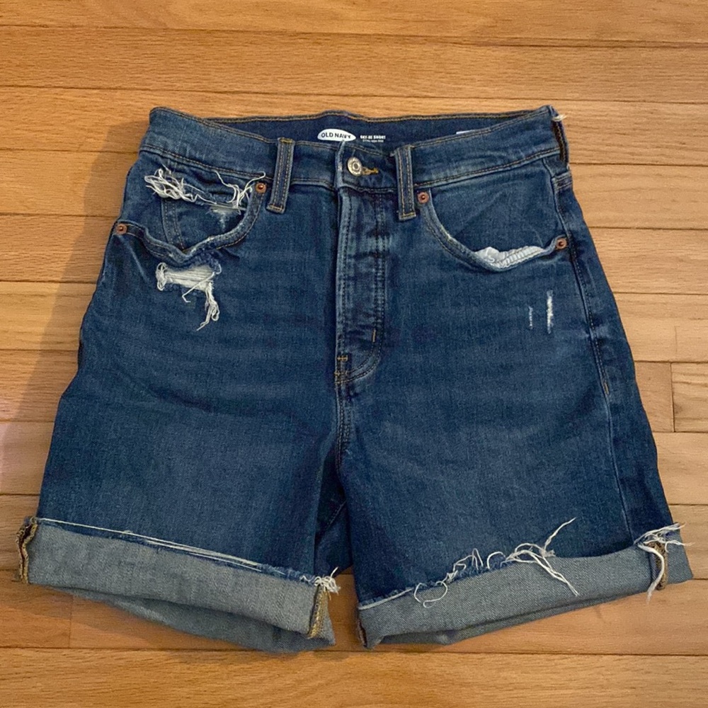 OLD NAVY SHORTS